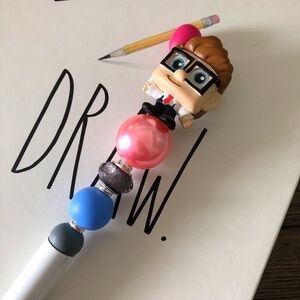 Disney Doorables: UP: Carl handmade beaded pen